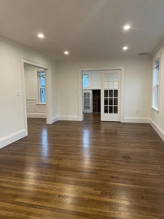 3 bed, 1 bath apartment for rent at 55 Dalton Rd Unit 2, Belmont — photo 4 of 23
