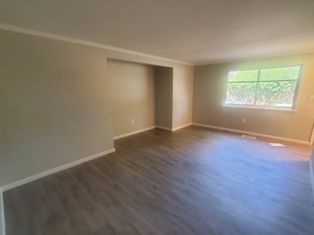 1 bed, 1 bath apartment for rent at 55 David Ter Unit 11, Norwood — photo 11 of 11