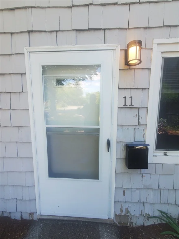 1 bed, 1 bath apartment for rent at 55 David Ter Unit 11, Norwood — photo 5 of 11