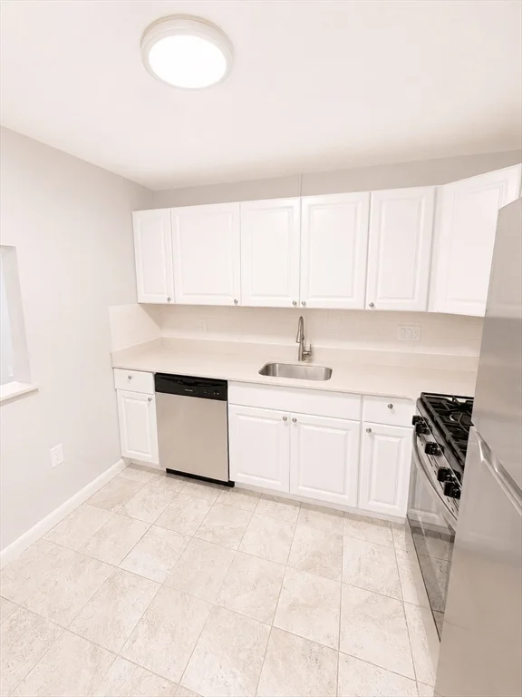2 bed, 1 bath apartment for rent at 55 David Ter Unit 14, Norwood — photo 2 of 14