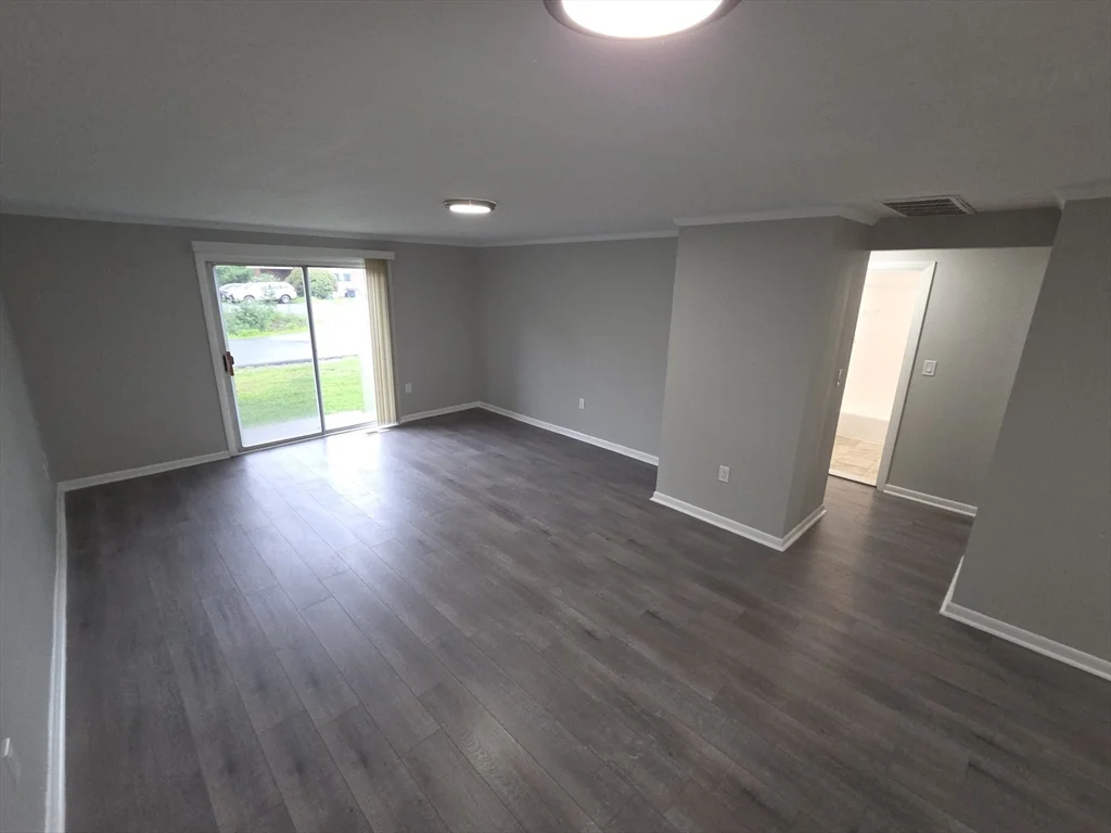 2 bed, 1 bath apartment for rent at 55 David Ter Unit 17, Norwood — photo 4 of 18