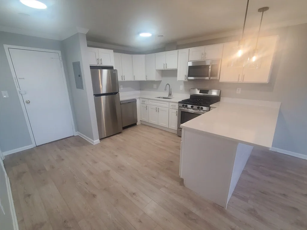 2 bed, 1 bath apartment for rent at 55 David Ter Unit 23, Norwood — photo 2 of 17