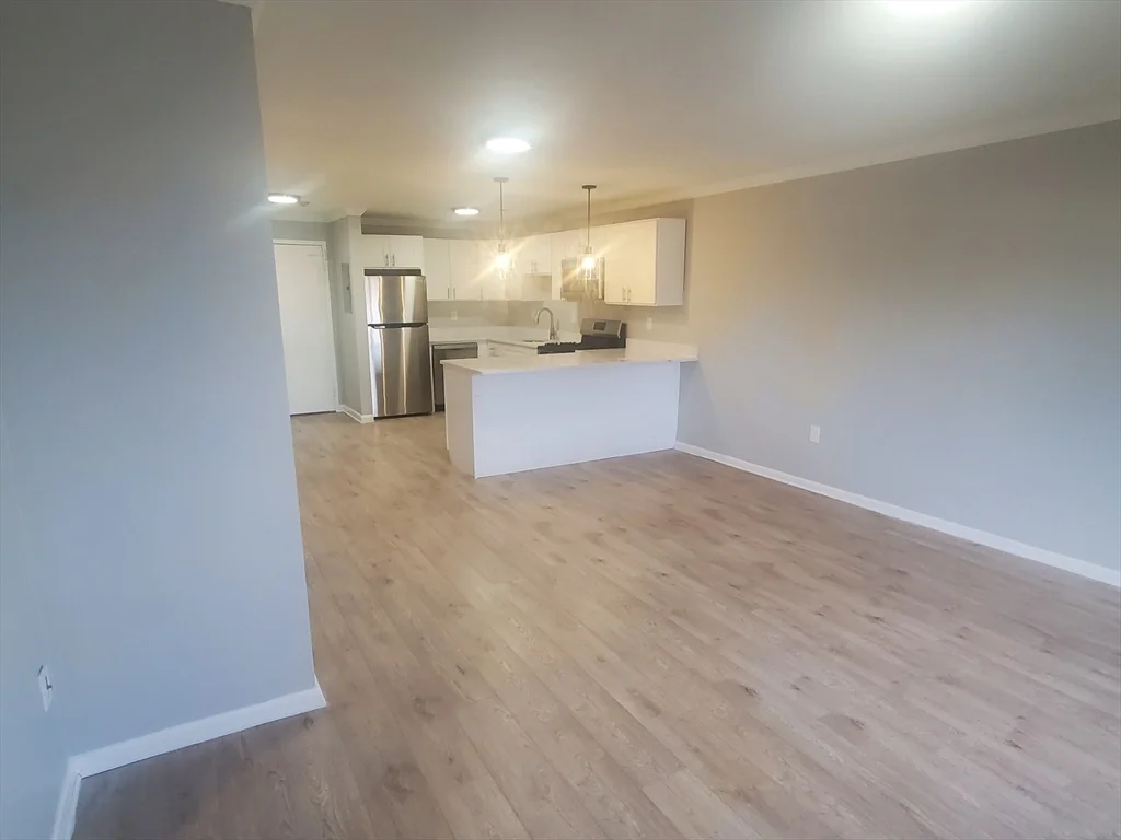 2 bed, 1 bath apartment for rent at 55 David Ter Unit 23, Norwood — photo 5 of 17
