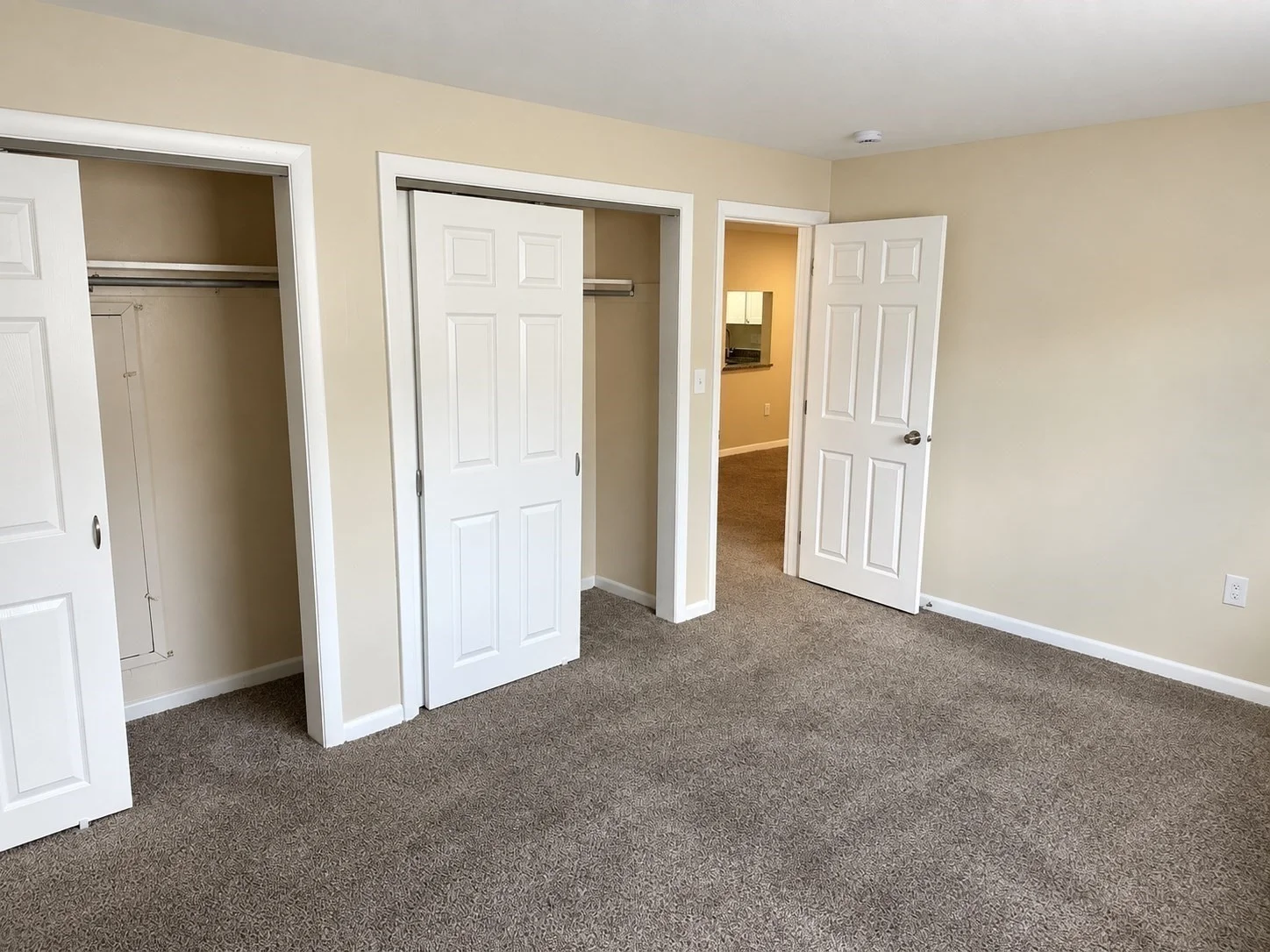 1 bed, 1 bath apartment for rent at 55 David Ter Unit 3, Norwood — photo 6 of 9