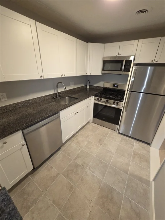 2 bed, 1 bath apartment for rent at 55 David Ter Unit 36, Norwood — photo 1 of 18