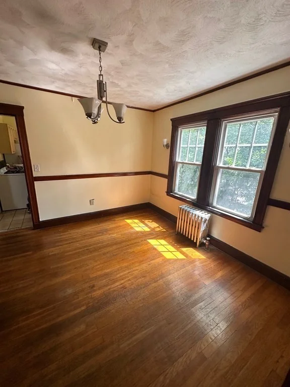 2 bed, 1 bath apartment for rent at 55 Dunboy St Unit 1, Brighton — photo 3 of 10