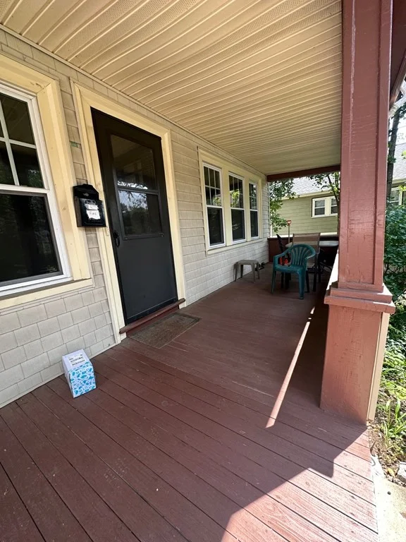 2 bed, 1 bath apartment for rent at 55 Dunboy St Unit 1, Brighton