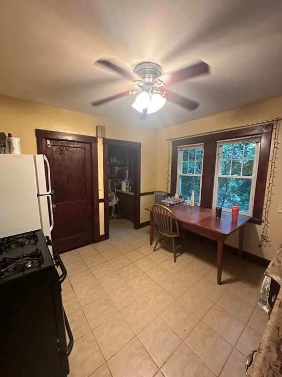 2 bed, 1 bath apartment for rent at 55 Dunboy St Unit 2, Brighton — photo 2 of 9