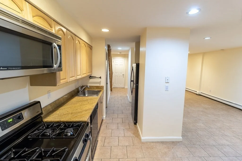 2 bed, 1.5 bath apartment for rent at 55 East Concord St Unit 1, South End — photo 15 of 16