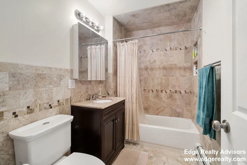 3 bed, 1 bath apartment for rent at 55 Easton St Unit 3, Allston — photo 7 of 13