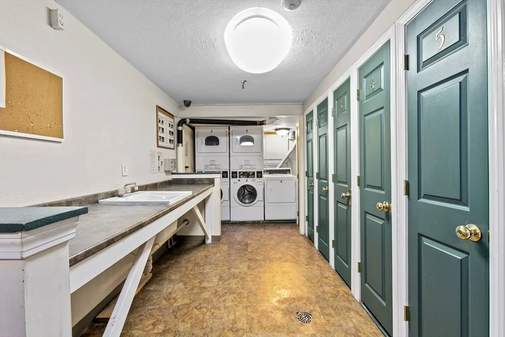 2 bed, 1 bath apartment for rent at 55 Eleanor St Unit 19, Chelsea — photo 16 of 21