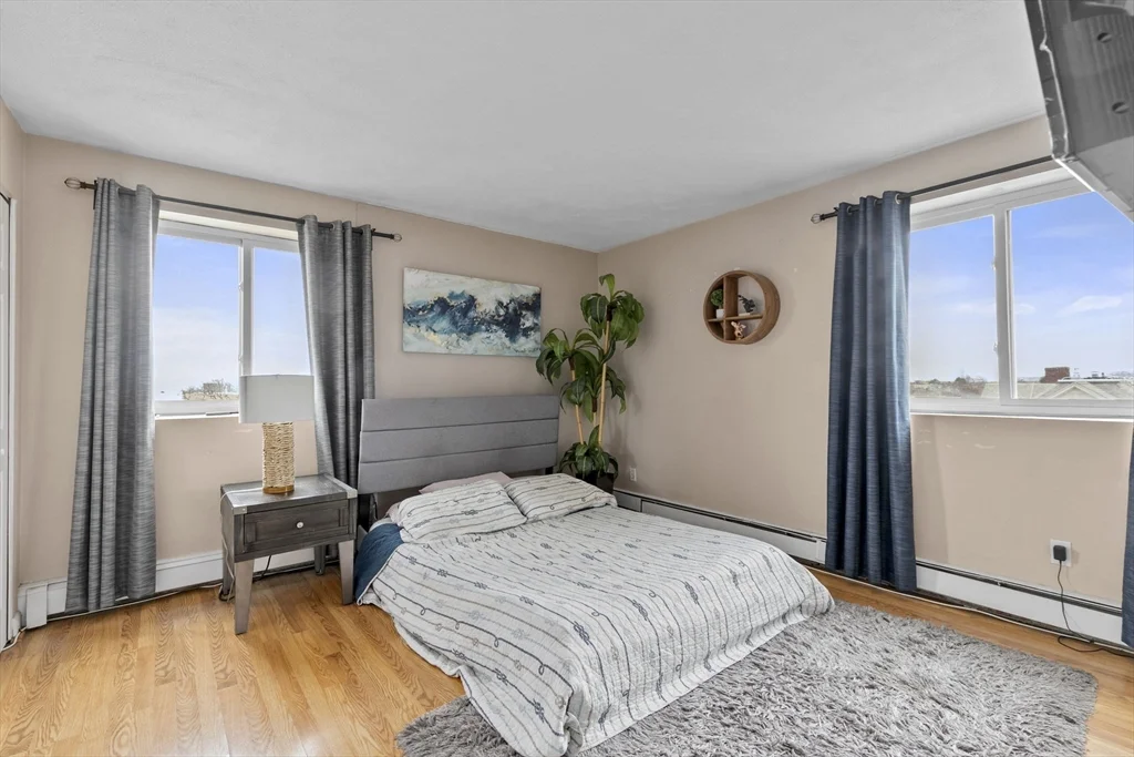 2 bed, 1 bath apartment for rent at 55 Eleanor St Unit 19, Chelsea — photo 11 of 21