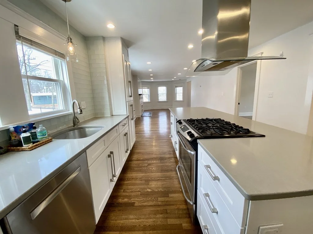 3 bed, 2 bath apartment for rent at 55 Eliot Cres Unit 1, Chestnut Hill — photo 6 of 30