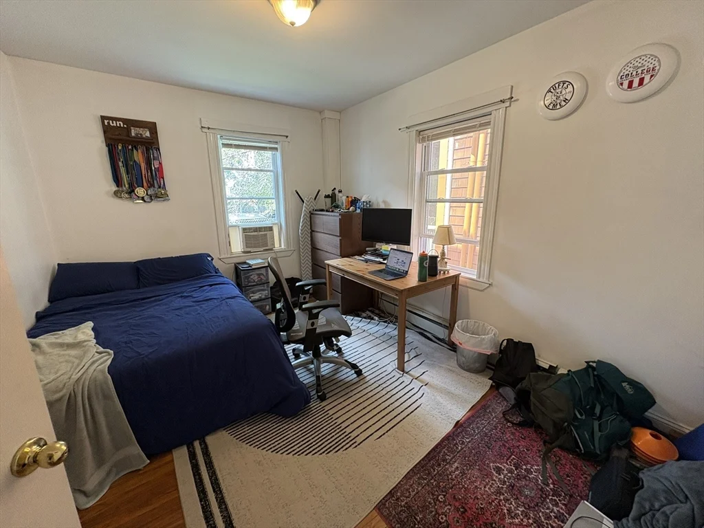 3 bed, 1 bath apartment for rent at 55 Elm St Unit 1, Central Square — photo 4 of 10