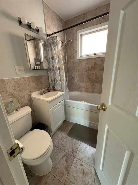 3 bed, 1 bath apartment for rent at 55 Elm St Unit 1, Central Square — photo 7 of 10