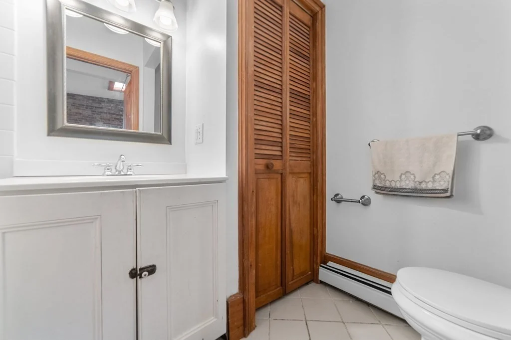 1 bed, 1 bath apartment for rent at 55 Elm St Unit 3, Charlestown — photo 12 of 17
