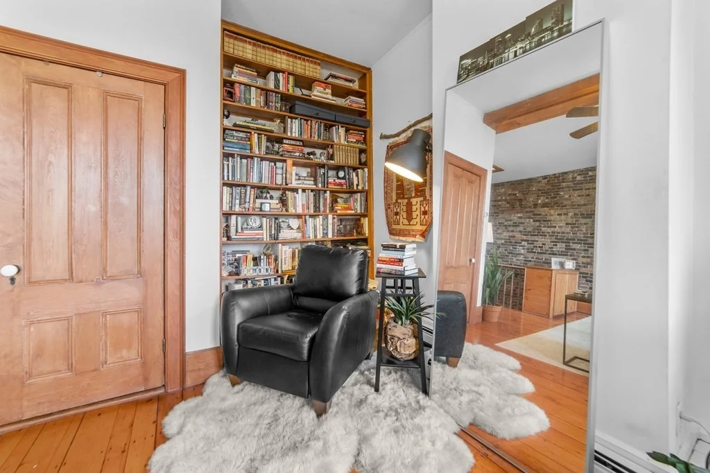 1 bed, 1 bath apartment for rent at 55 Elm St Unit 3, Charlestown — photo 4 of 17