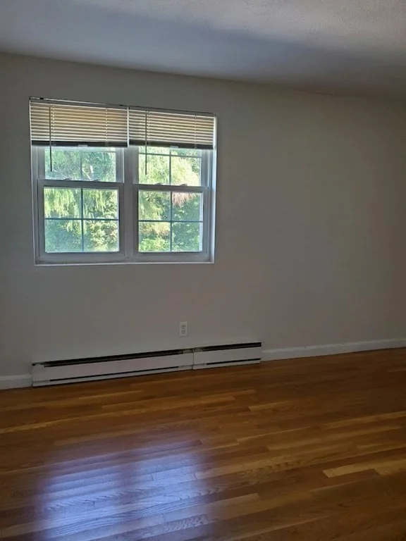 2 bed, 1 bath apartment for rent at 55 Elmwood Park Unit 14, Montclair — photo 8 of 12