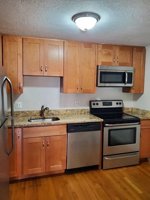 2 bed, 1 bath apartment for rent at 55 Elmwood Park Unit 14, Montclair — photo 1 of 12