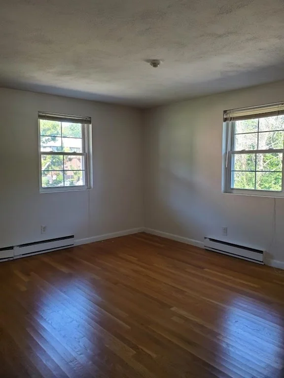 2 bed, 1 bath apartment for rent at 55 Elmwood Park Unit 14, Montclair — photo 10 of 12