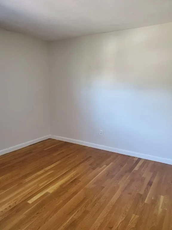 2 bed, 1 bath apartment for rent at 55 Elmwood Park Unit 14, Montclair — photo 9 of 12