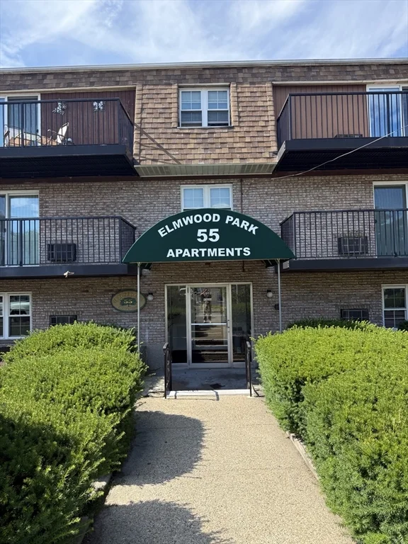 1 bed, 1 bath apartment for rent at 55 Elmwood Park Unit 33, Quincy — photo 5 of 5