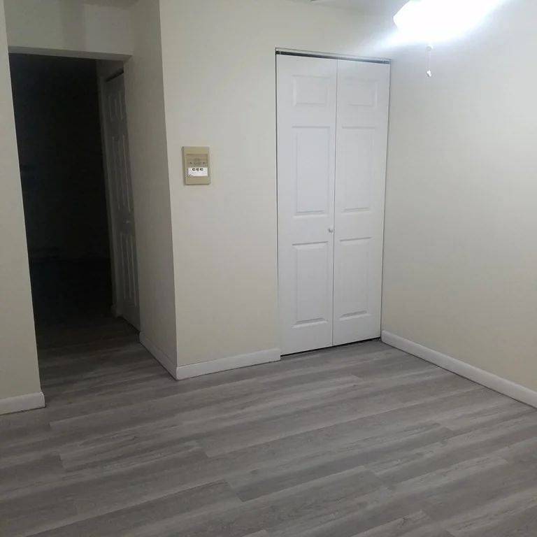 Studio bed, 1 bath apartment for rent at 55 Elmwood Park Unit 7, Quincy — photo 2 of 4