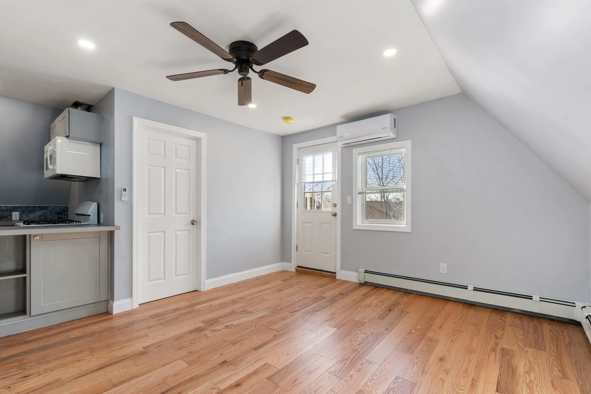1 bed, 1 bath apartment for rent at 55 Elton Ave Unit 3, Watertown — photo 6 of 12