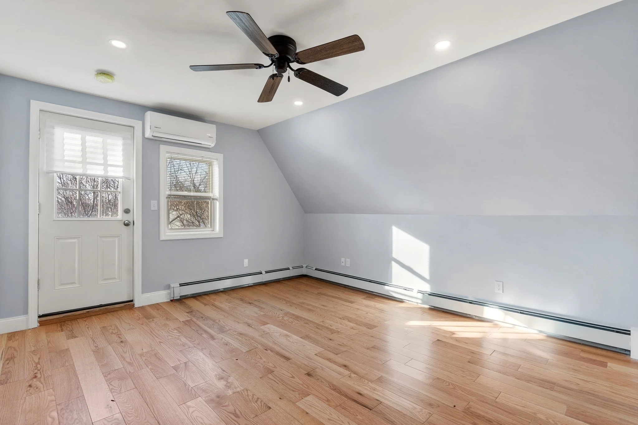 1 bed, 1 bath apartment for rent at 55 Elton Ave Unit 3, Watertown — photo 2 of 12