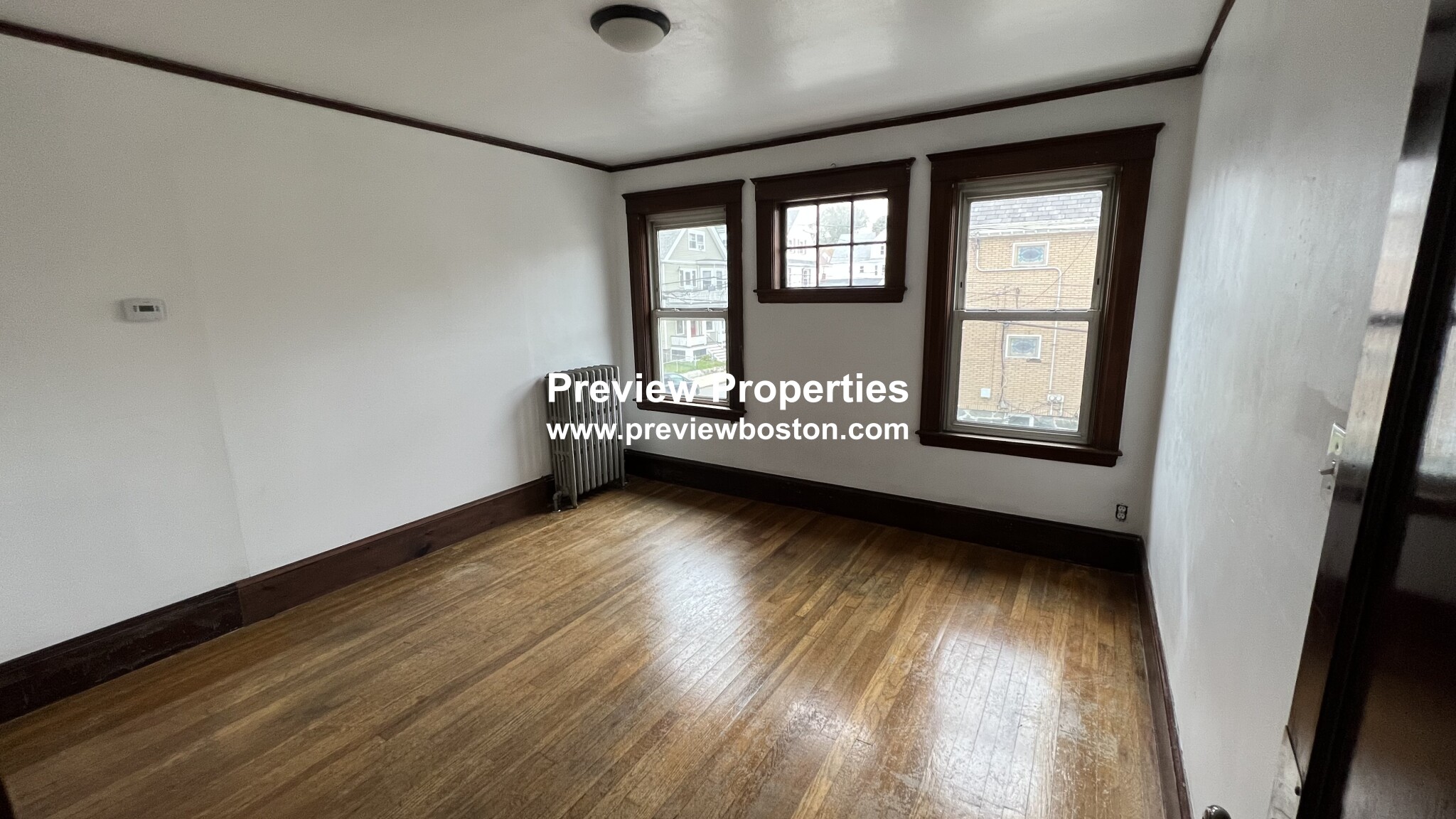 3 bed, 1 bath apartment for rent at 55 Etna St Unit 1P, Brighton — photo 2 of 25