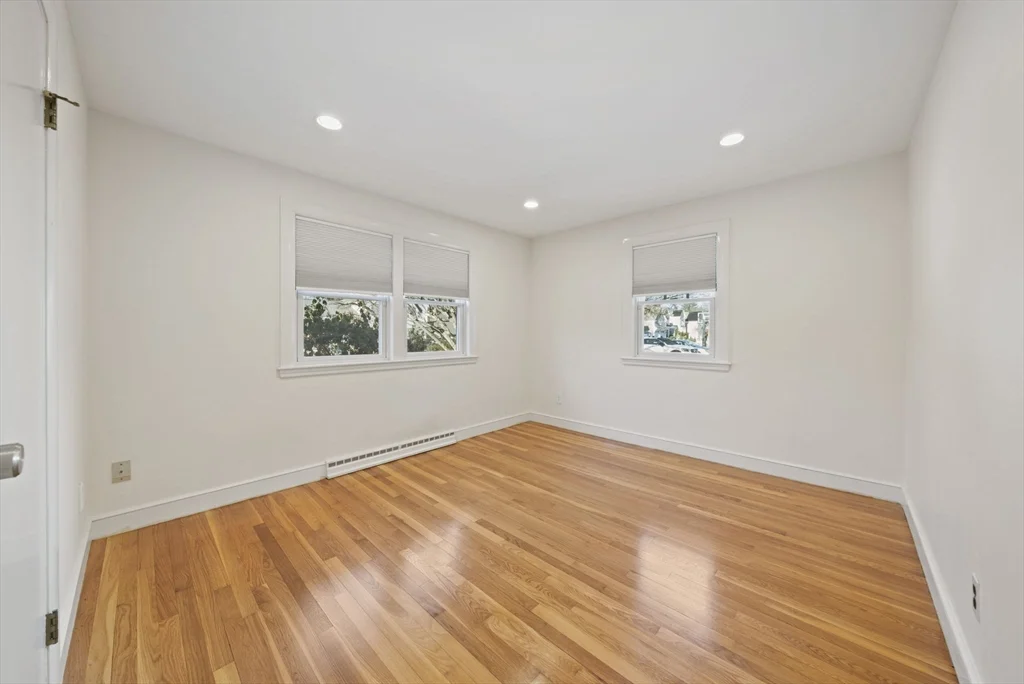 3 bed, 2 bath apartment for rent at 55 Evelyn Rd Unit 55, Needham — photo 14 of 33