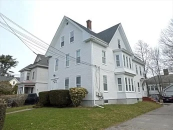 2 bed, 1 bath apartment for rent at 55 Everett St Unit 3, Middleboro — photo 1 of 14
