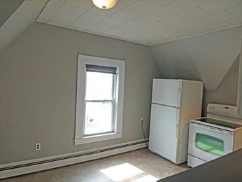 2 bed, 1 bath apartment for rent at 55 Everett St Unit 3, Middleboro — photo 5 of 14