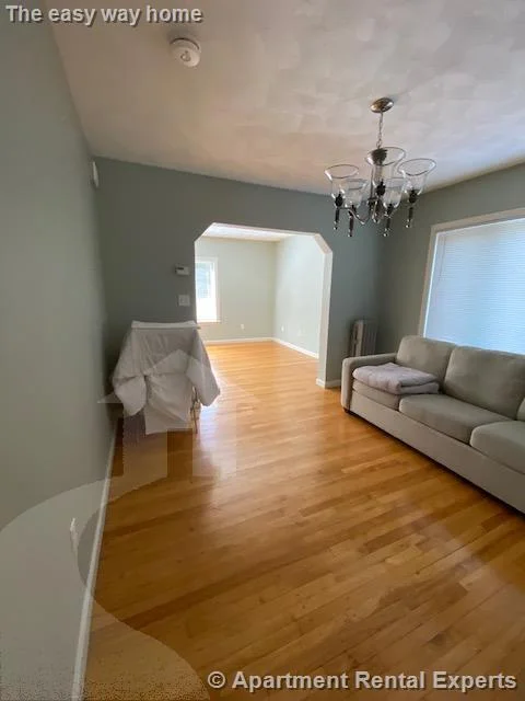 2 bed, 1 bath apartment for rent at 55 Farragut Ave, Teele Square — photo 5 of 12