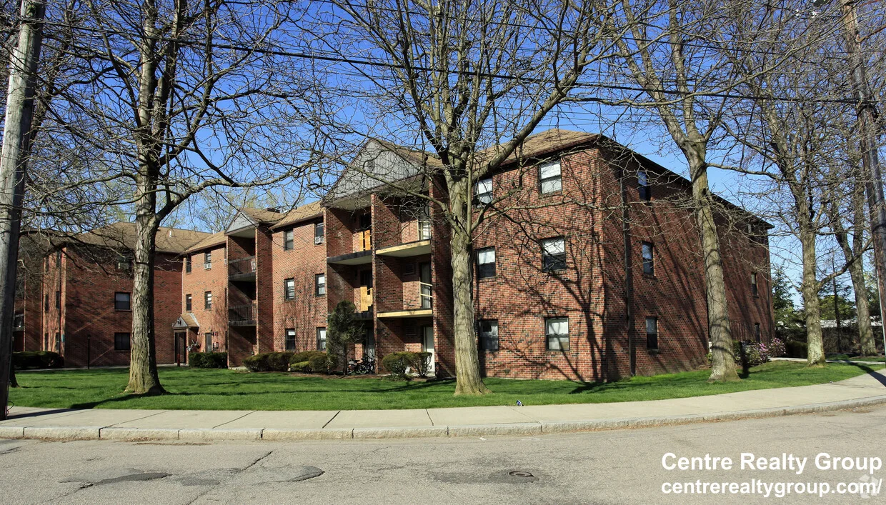 2 bed, 2 bath apartment for rent at 55 Farwell St Unit 21, Auburndale
