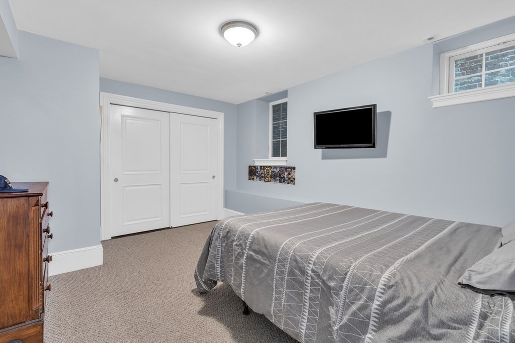 3 bed, 3 bath apartment for rent at 55 Gates St Unit 1, South Boston — photo 17 of 25