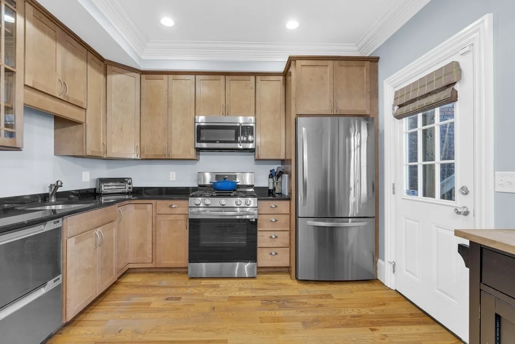 3 bed, 3 bath apartment for rent at 55 Gates St Unit U1, South Boston
