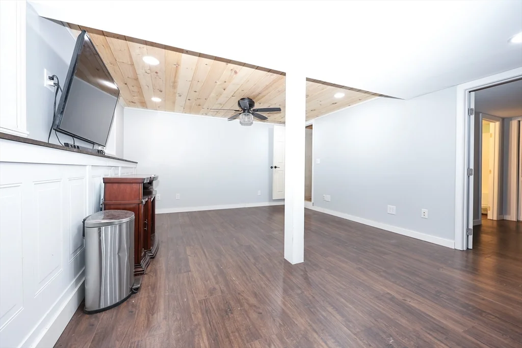 3 bed, 3 bath apartment for rent at 55 Glenrose Ave Unit 55, Braintree — photo 15 of 26