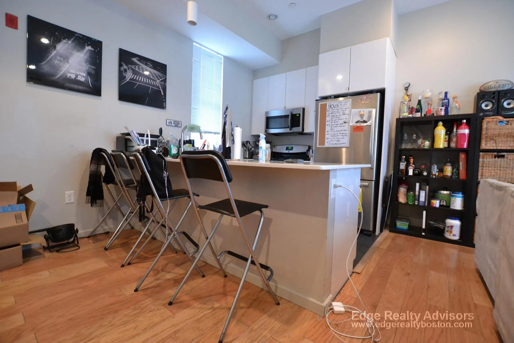 5 bed, 2.5 bath apartment for rent at 55 Glenville Ave Unit 2, Allston — photo 4 of 15