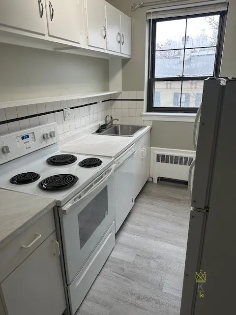 2 bed, 1 bath apartment for rent at 55 Harvard Ave Unit 6, Harvard Avenue