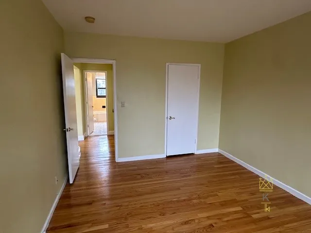 2 bed, 1 bath apartment for rent at 55 Harvard Ave Unit 6, Harvard Avenue — photo 5 of 9