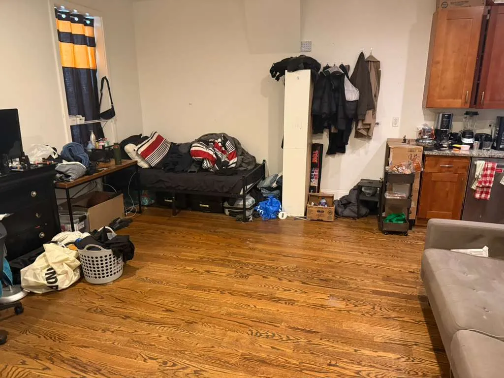 2 bed, 1 bath apartment for rent at 55 Heath St Unit 1, Jamaica Plain — photo 10 of 17