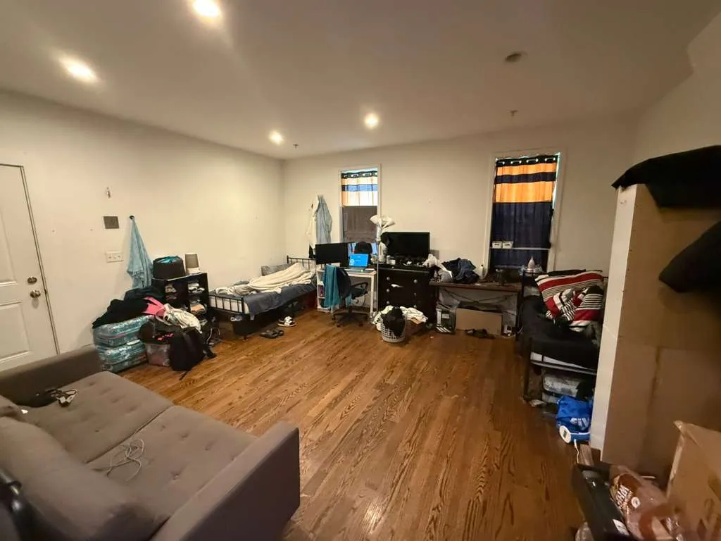 2 bed, 1 bath apartment for rent at 55 Heath St Unit 1, Jamaica Plain — photo 1 of 17