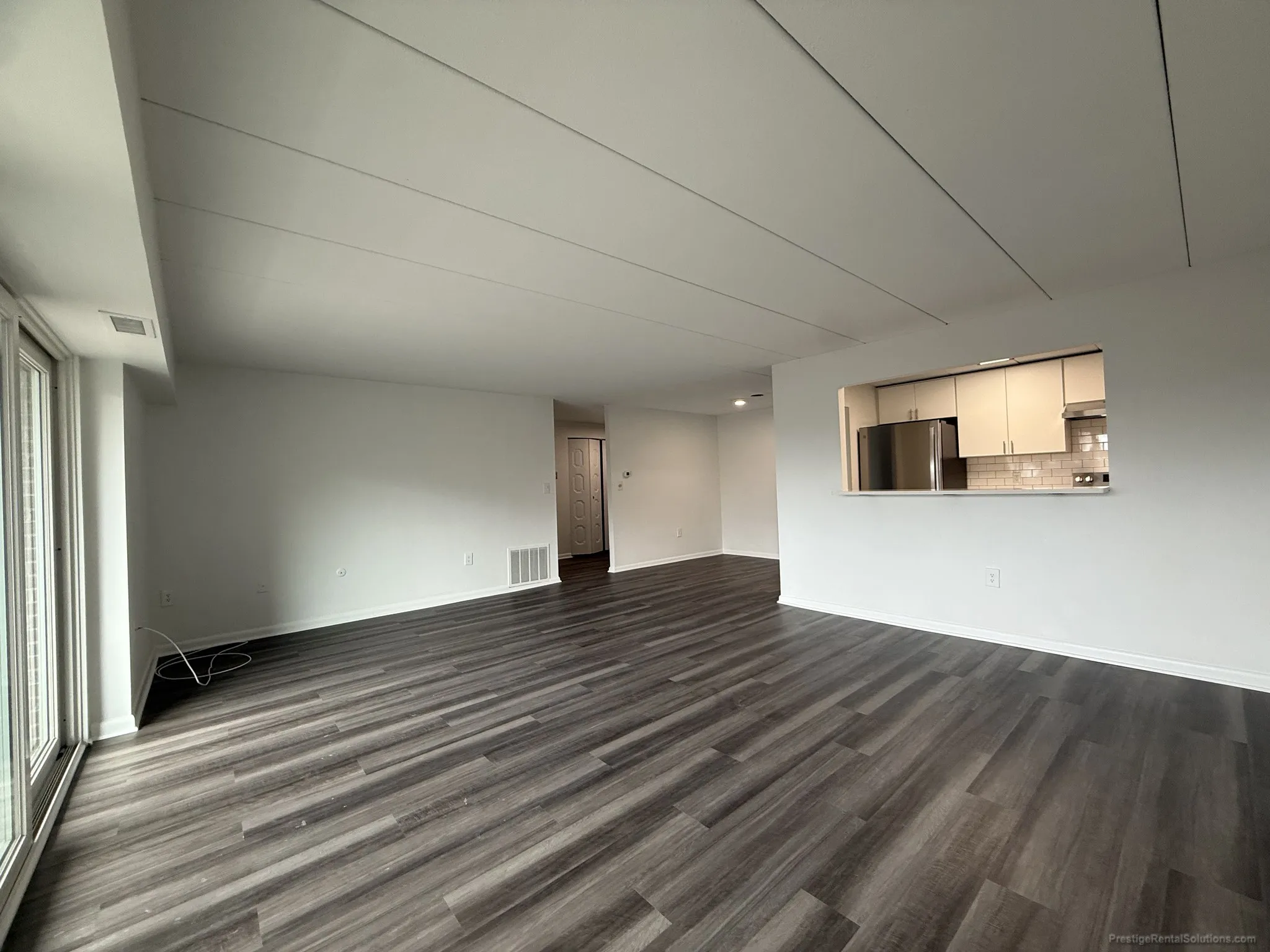 2 bed, 2 bath apartment for rent at 55 Hill Rd Unit 402, Belmont — photo 3 of 37