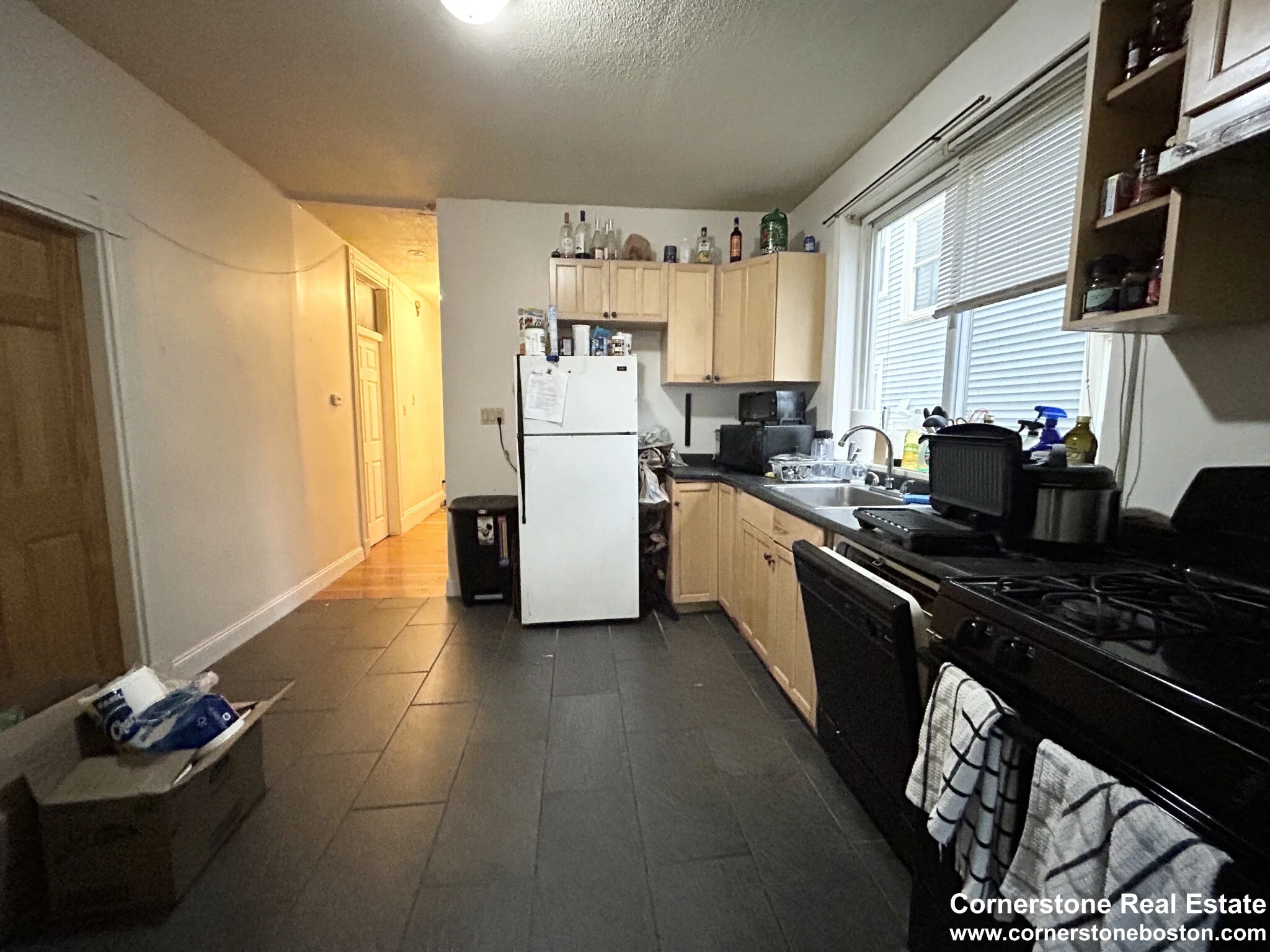 4 bed, 2 bath apartment for rent at 55 Hillside St Unit 2, Mission Hill — photo 14 of 14