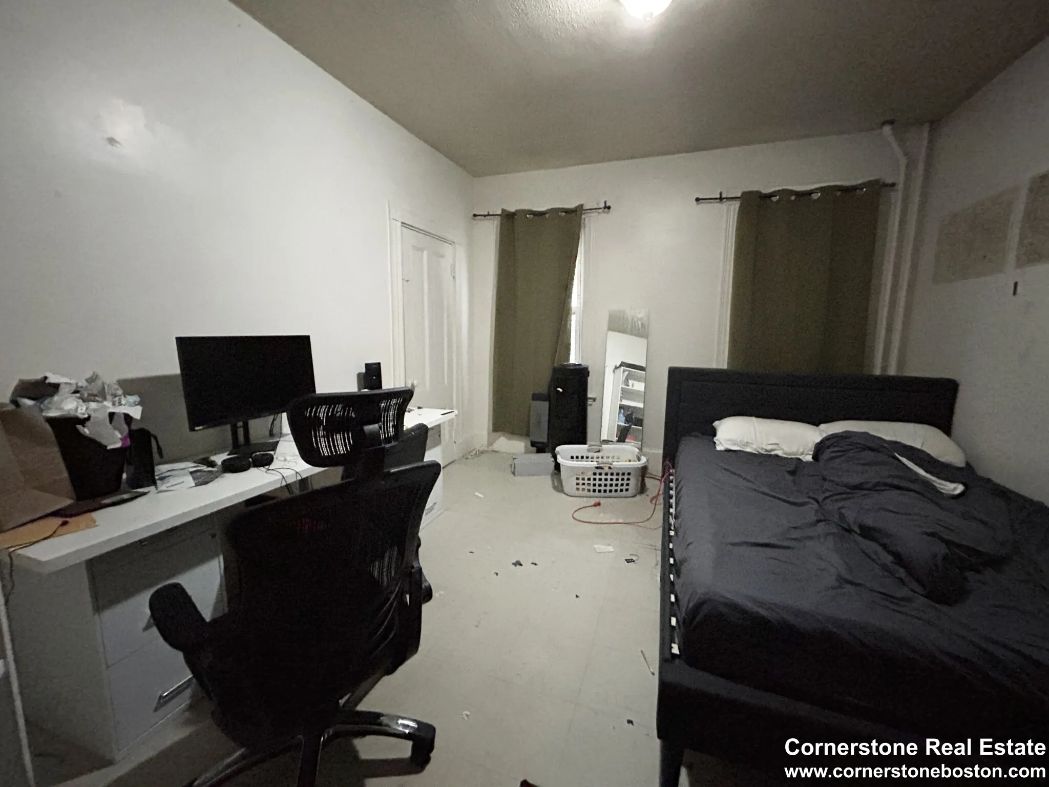 4 bed, 2 bath apartment for rent at 55 Hillside St Unit 2, Mission Hill — photo 5 of 14
