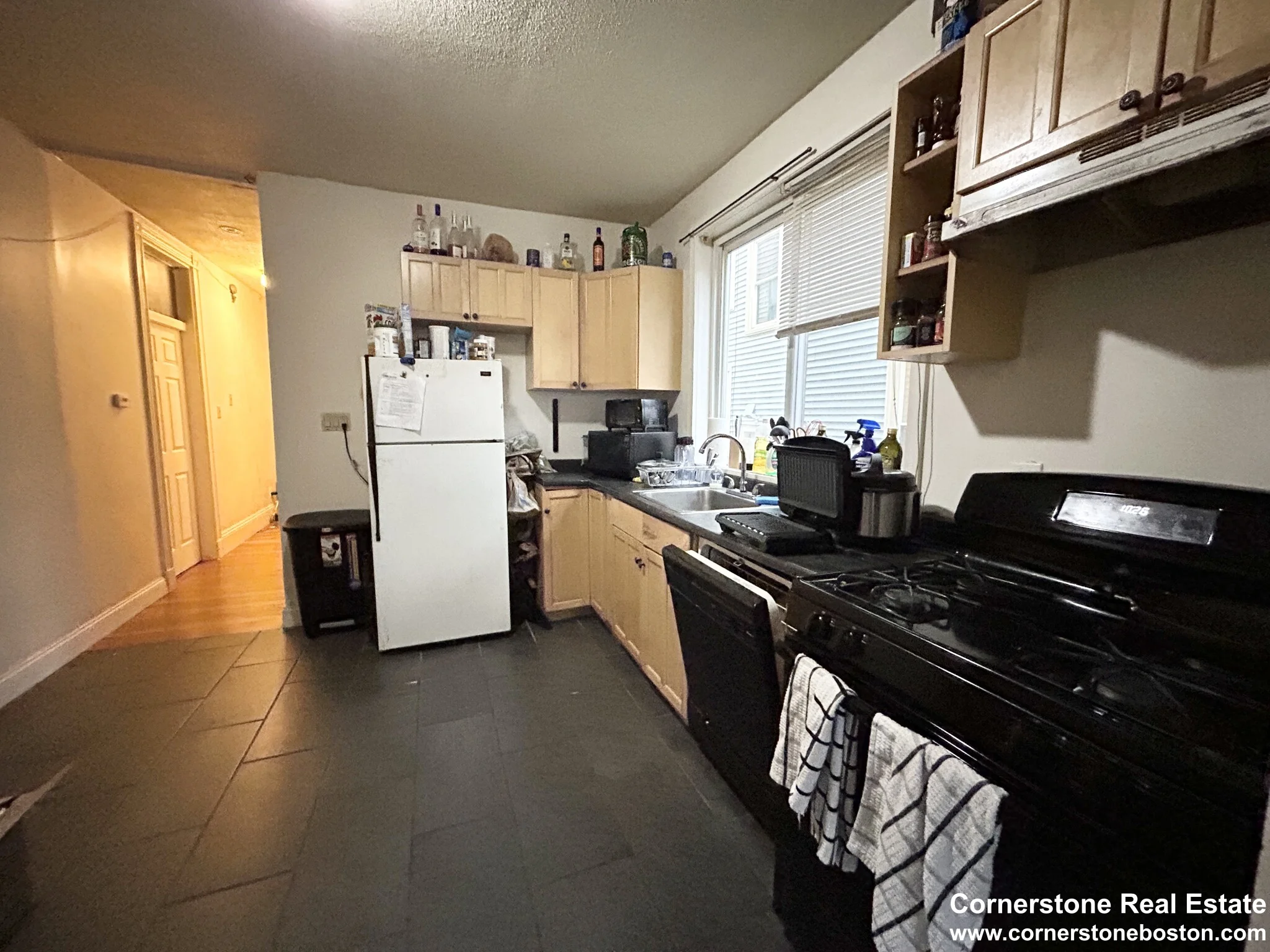 4 bed, 2 bath apartment for rent at 55 Hillside St Unit 2, Mission Hill — photo 13 of 14