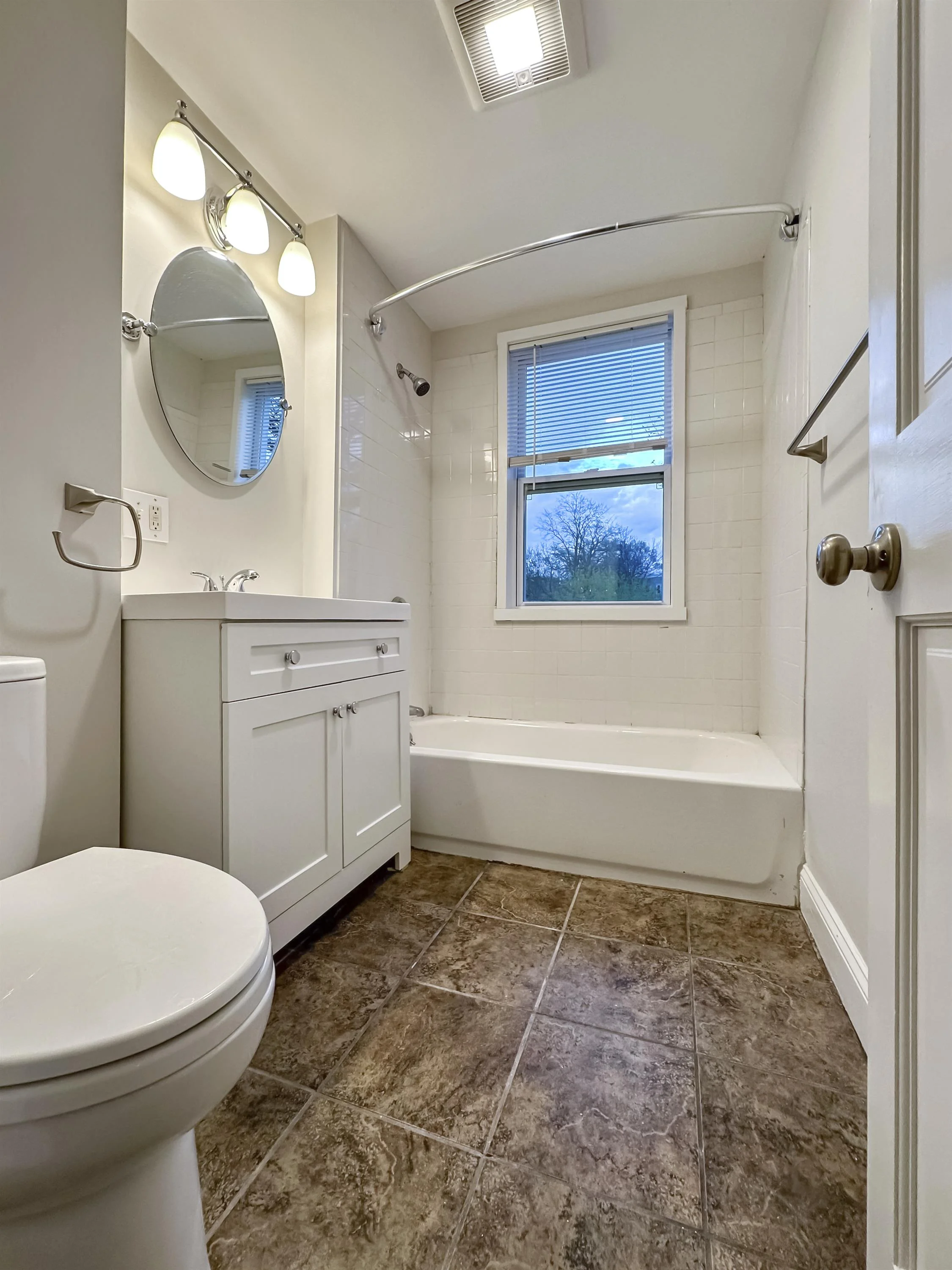 4 bed, 1 bath apartment for rent at 55 Hollander St Unit 2, Roxbury — photo 11 of 11