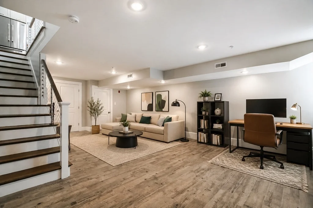 3 bed, 2 bath apartment for rent at 55 Hutchings St Unit 2, Roxbury — photo 4 of 5