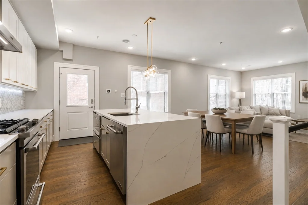 3 bed, 2 bath apartment for rent at 55 Hutchings St Unit 2, Roxbury